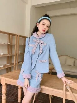 Blue Bowknot Woolen Skirt | Yuqi - (G)I-DLE -Amped Apparel Yuqi GI DLE Blue Bowknot Woolen Skirt 17 600x798 1