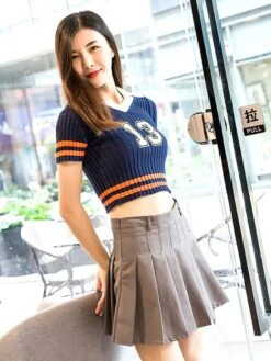 Red Cropped Collared Polo Shirt | Seulgi - Red Velvet -Amped Apparel red velvet seulgi irene crop top4